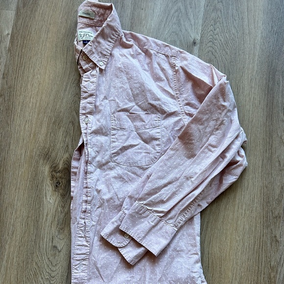 Six very handsome Jcrew (LG) shirts for sale. - Picture 10 of 14